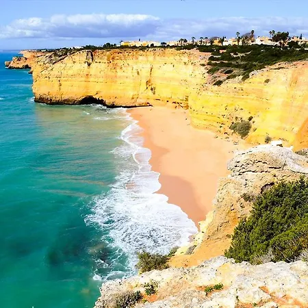 Algarpraia קארבואירו