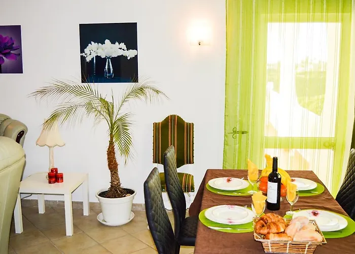 アパート Algarpraia *