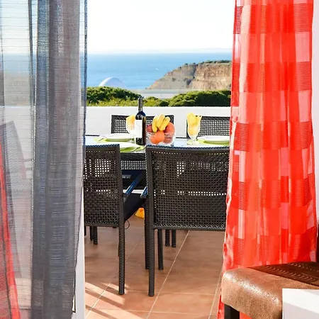 Algarpraia Карвоейру